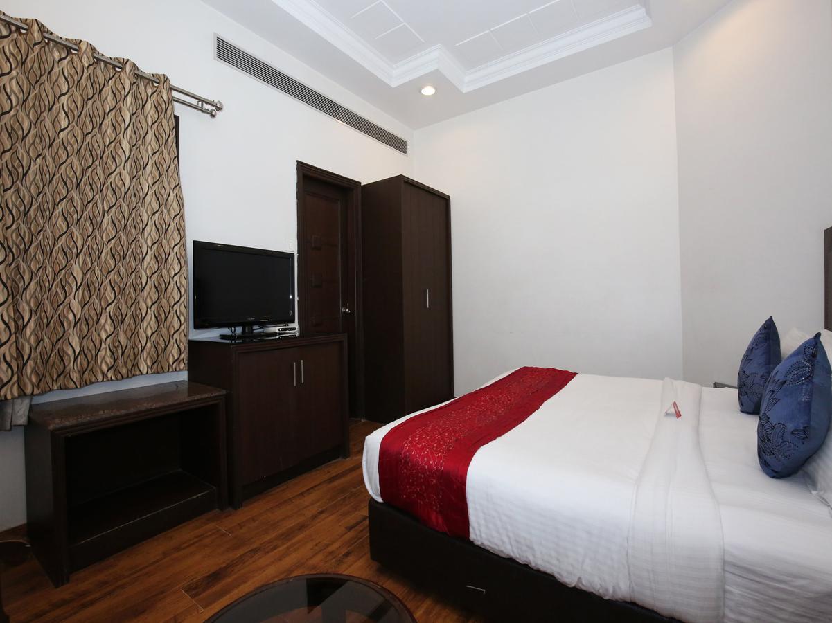 Hotel Oyo Flagship 113 Golden Temple Road à Amritsar Extérieur photo